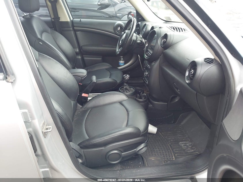 2015 Mini Countryman VIN WMWZC5C50FWP49029 IAAI salvage auction — FRONT END, Clear (Virginia), sold $425 on 2026-08-05 (photo 5)
