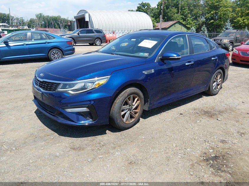 2020 Kia Optima VIN 5XXGT4L37LG399768 IAAI salvage auction — NORMAL WEAR, Clear (Pennsylvania), sold $225 on 2026-07-30 (photo 2)