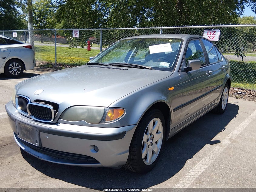 2004 BMW 3 series VIN WBAEU33484PR13982 IAAI salvage auction — NORMAL WEAR, Clear (New Jersey), sold $50 on 2026-07-27 (photo 2)