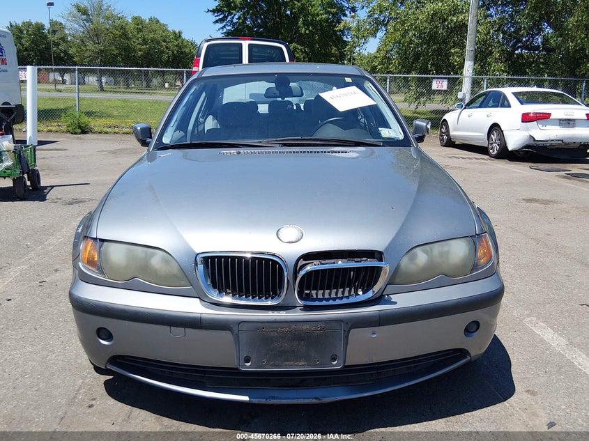 2004 BMW 3 series VIN WBAEU33484PR13982 IAAI salvage auction — NORMAL WEAR, Clear (New Jersey), sold $50 on 2026-07-27 (photo 6)