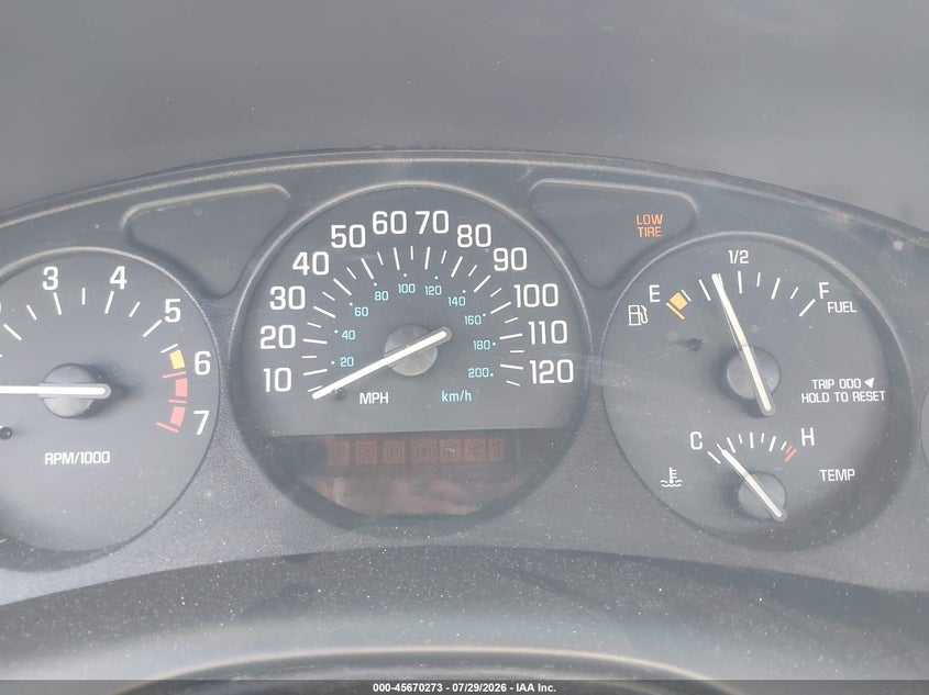 2001 Buick Regal VIN 2G4WB55K711250915 IAAI salvage auction — UNKNOWN, Salvage (Arizona), sold $225 on 2026-08-01 (photo 7)