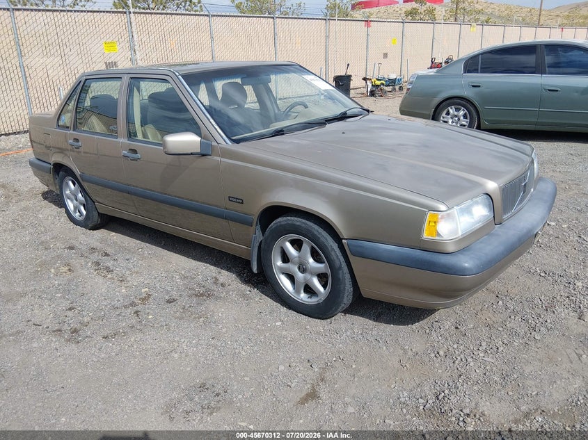 1995 Volvo 850 VIN YV1LS5514S2229255 IAAI salvage auction — NORMAL WEAR, Regular (Nevada), sold $25 on 2026-08-07 (photo 1)