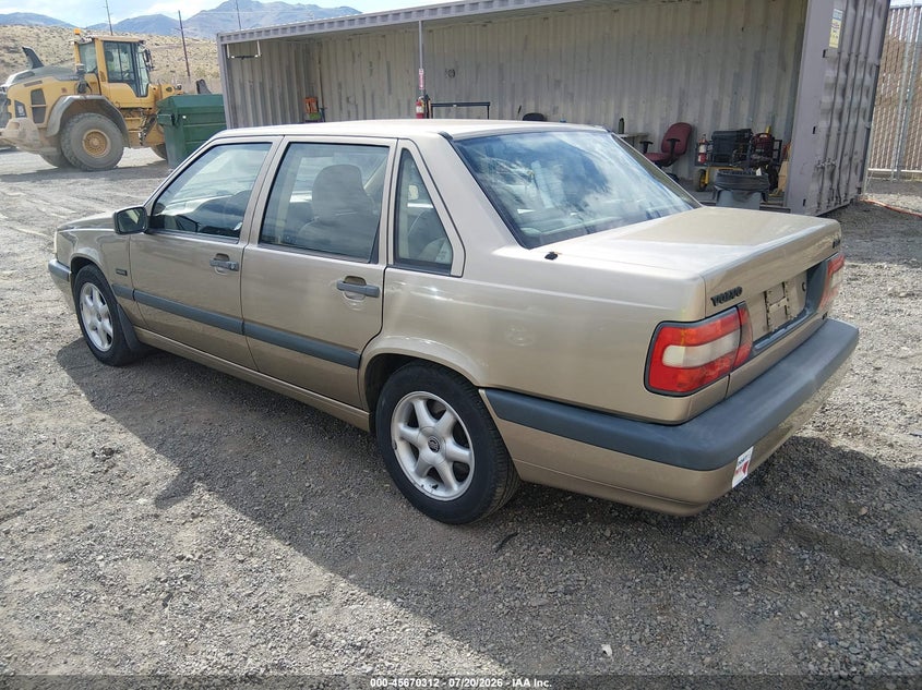 1995 Volvo 850 VIN YV1LS5514S2229255 IAAI salvage auction — NORMAL WEAR, Regular (Nevada), sold $25 on 2026-08-07 (photo 3)