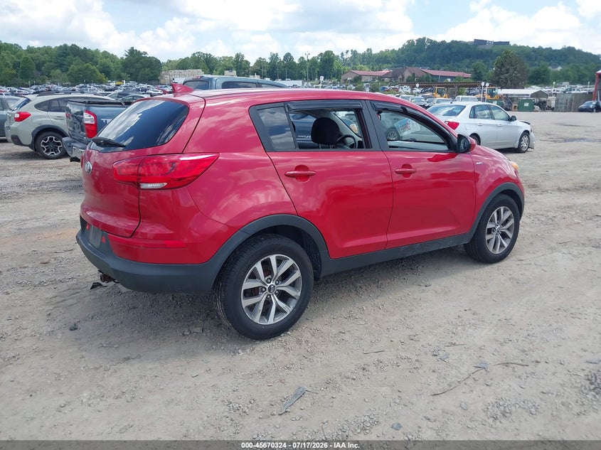 2015 Kia Sportage VIN KNDPBCAC1F7680770 IAAI salvage auction — NORMAL WEAR, Salvage Title, sold $425 on 2026-07-24 (photo 4)