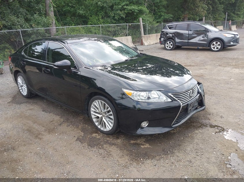 2015 Lexus ES VIN JTHBK1GG5F2196850 IAAI salvage auction — FRONT END, Salvage - Greater Than 75% (Maryland), sold $3,950 on 2026-08-01 (photo 1)