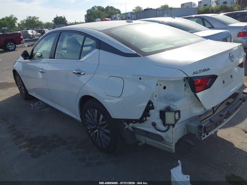 2025 Nissan Altima VIN 1N4BL4DV3SN304724 IAAI salvage auction — FRONT & REAR, Salvage Title, sold $8,100 on 2026-09-02 (photo 3)