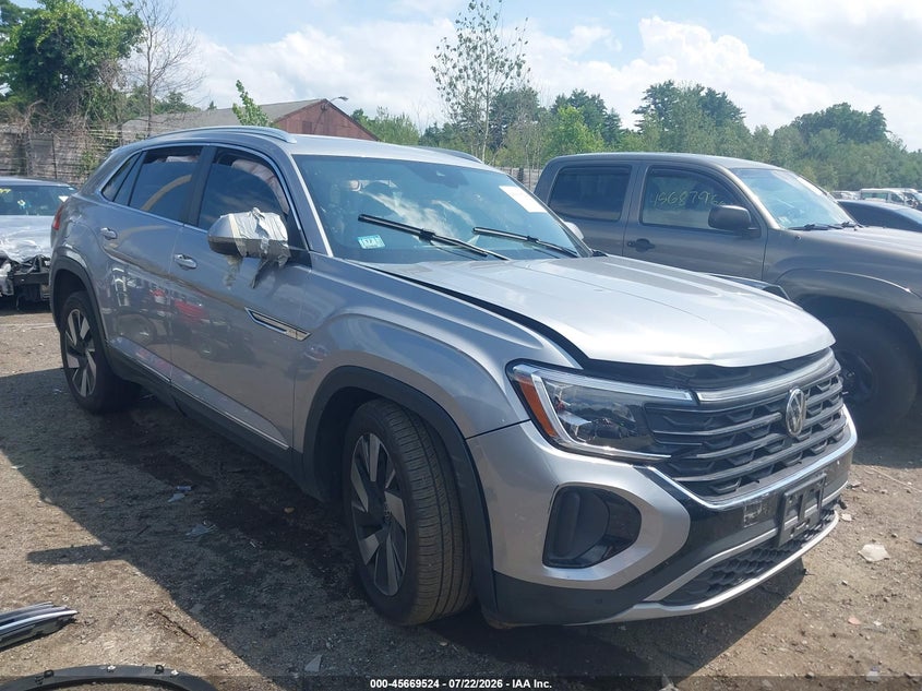 2026 Volkswagen Atlas cross sport VIN 1V2BC2CA3TC201571 — IAAI salvage auction photo