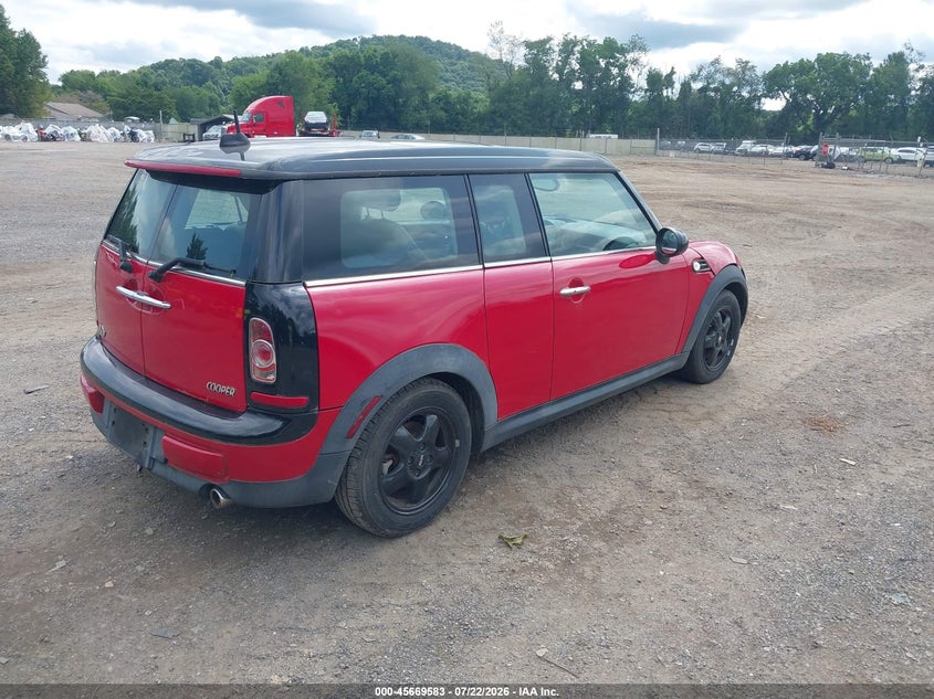 2011 Mini Cooper clubman VIN WMWZF3C56BTX81975 IAAI salvage auction — HAIL, Salvage (Ohio), sold $500 on 2026-08-03 (photo 4)
