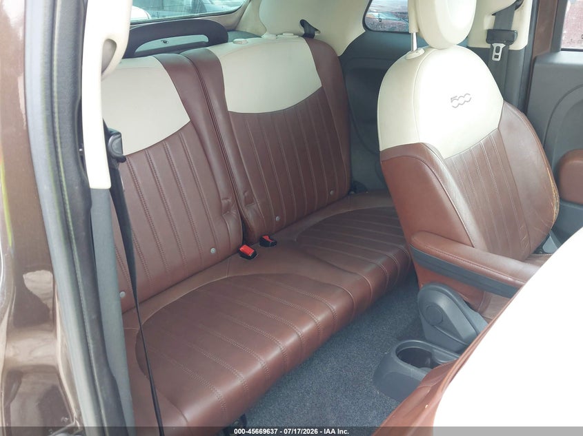 2015 Fiat 500c VIN 3C3CFFER0FT501637 IAAI salvage auction — NORMAL WEAR, Original (Texas), sold $1,100 on 2026-08-17 (photo 8)