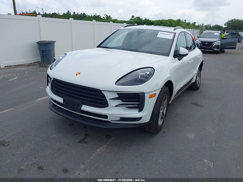 2021 Porsche Macan VIN WP1AA2A55MLB08690 IAAI salvage auction — TRANSMISSION, Wait Title, sold $13,250 on 2026-08-17 (photo 2)