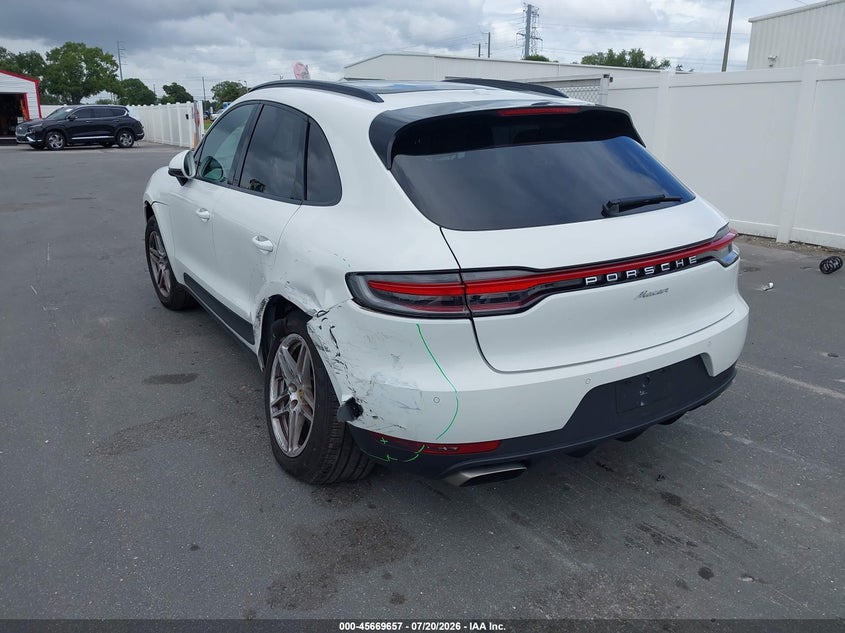 2021 Porsche Macan VIN WP1AA2A55MLB08690 IAAI salvage auction — TRANSMISSION, Wait Title, sold $13,250 on 2026-08-17 (photo 3)