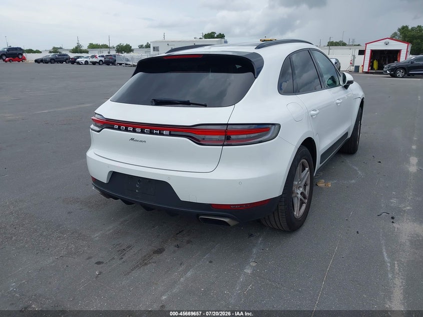 2021 Porsche Macan VIN WP1AA2A55MLB08690 IAAI salvage auction — TRANSMISSION, Wait Title, sold $13,250 on 2026-08-17 (photo 4)