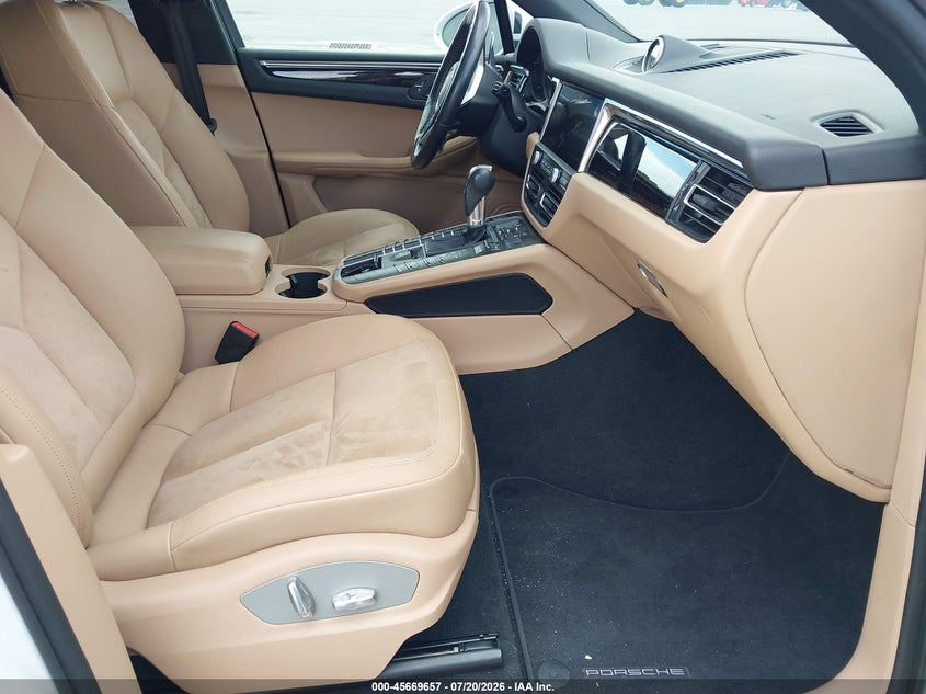 2021 Porsche Macan VIN WP1AA2A55MLB08690 IAAI salvage auction — TRANSMISSION, Wait Title, sold $13,250 on 2026-08-17 (photo 5)