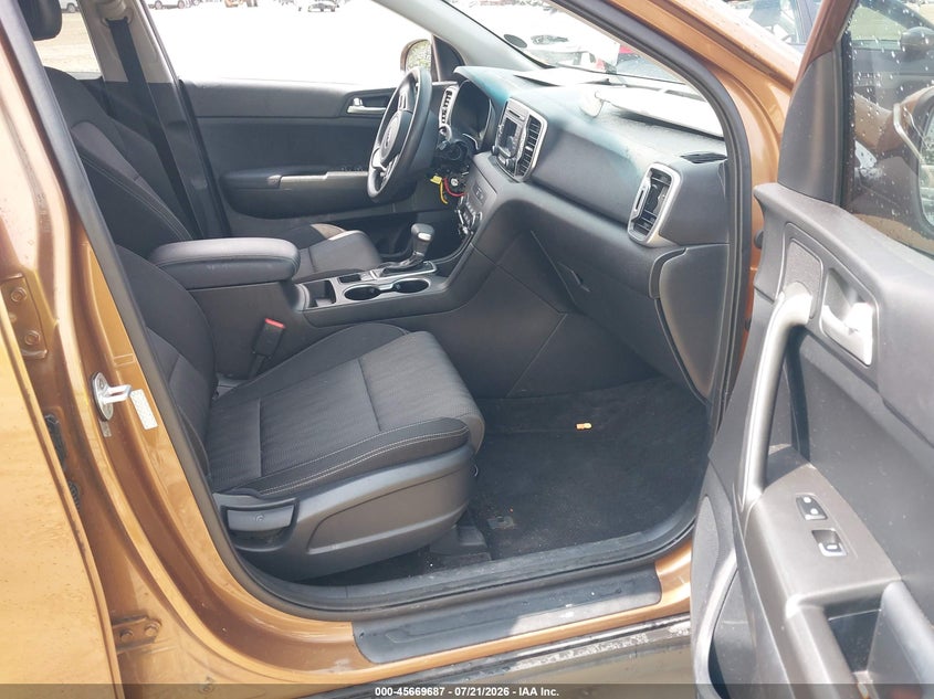 2019 Kia Sportage VIN KNDPM3AC3K7622020 IAAI salvage auction — THEFT, Salvage Title, sold $2,400 on 2026-08-02 (photo 5)