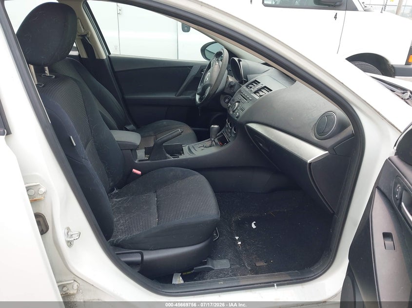 2013 Mazda 3 VIN JM1BL1UP4D1806856 IAAI salvage auction — NORMAL WEAR, Clear (Pennsylvania), sold $25 on 2026-07-22 (photo 5)