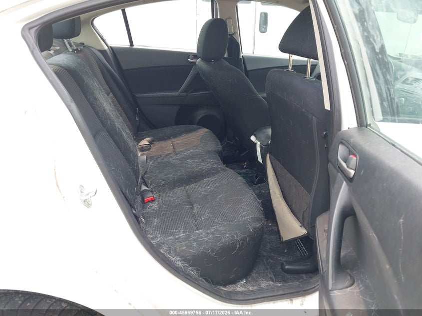2013 Mazda 3 VIN JM1BL1UP4D1806856 IAAI salvage auction — NORMAL WEAR, Clear (Pennsylvania), sold $25 on 2026-07-22 (photo 8)