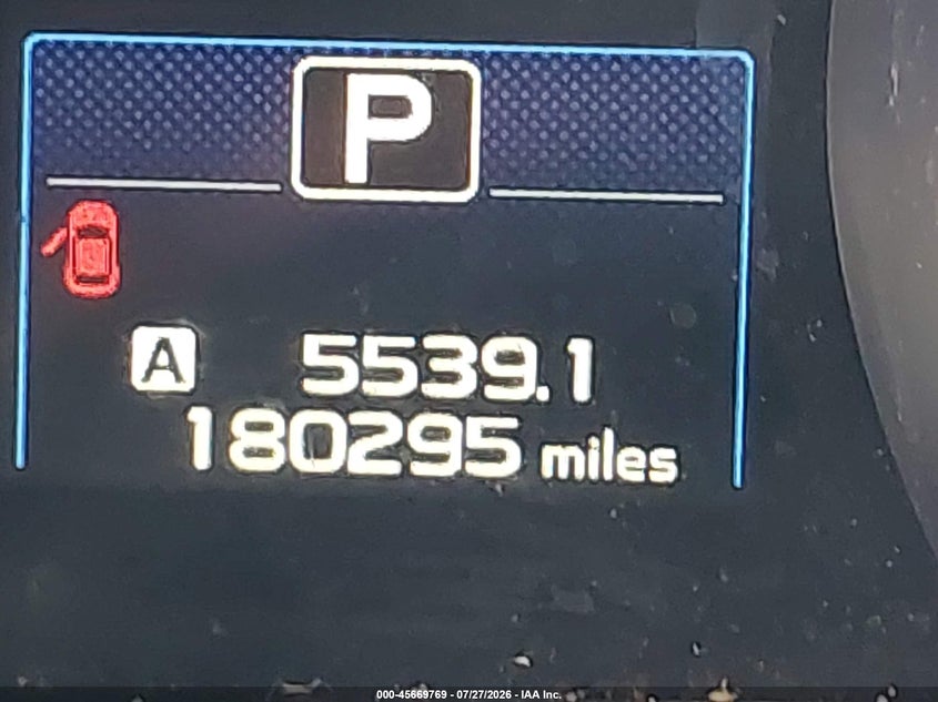 2015 Subaru LEGACY VIN 4S3BNBA67F3059739 IAAI salvage auction — NORMAL WEAR, Clear (Utah), sold $950 on 2026-08-02 (photo 7)