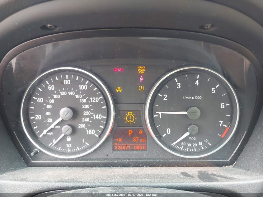 2007 BMW 3 series VIN WBAVC93577K032142 IAAI salvage auction — NORMAL WEAR, Clear (Maryland), sold $275 on 2026-07-30 (photo 7)