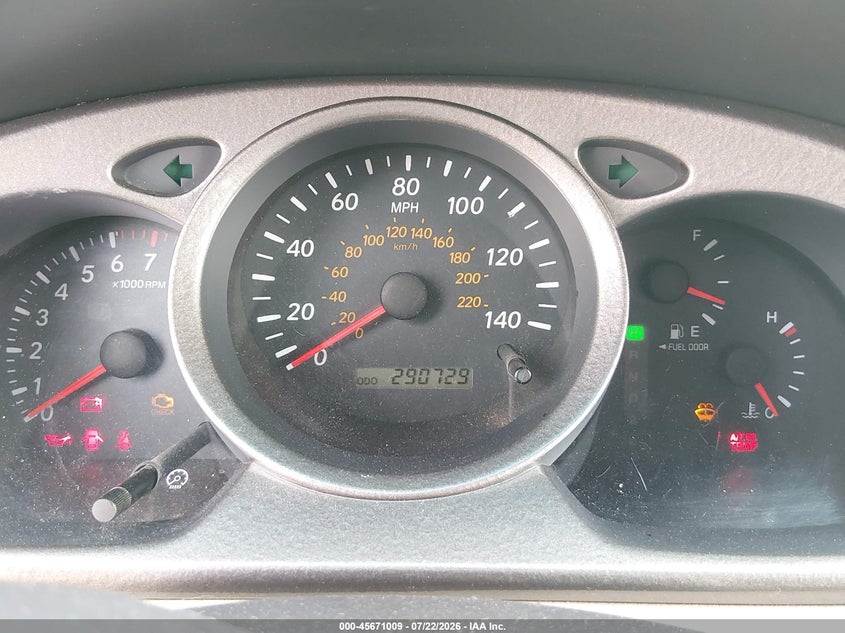 2002 Toyota Highlander VIN JTEHF21A520045423 IAAI salvage auction — NORMAL WEAR, Peddle Clear Public-Restricted (Oregon), sold $300 on 2026-07-27 (photo 7)