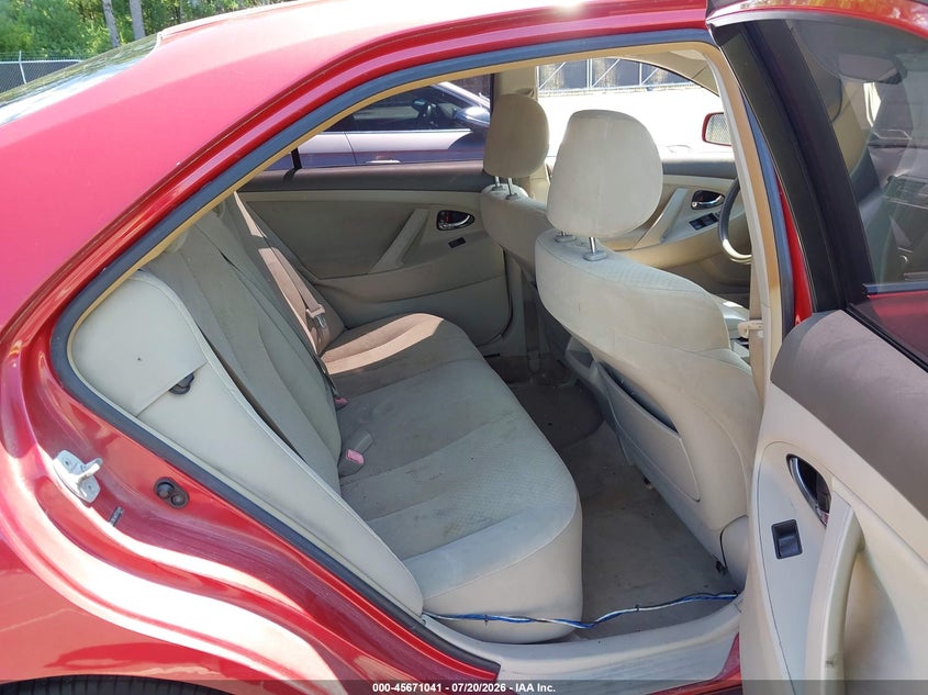 2007 Toyota Camry VIN JTNBE46KX73106499 IAAI salvage auction — NORMAL WEAR, Clear (New York), sold $625 on 2026-07-30 (photo 8)