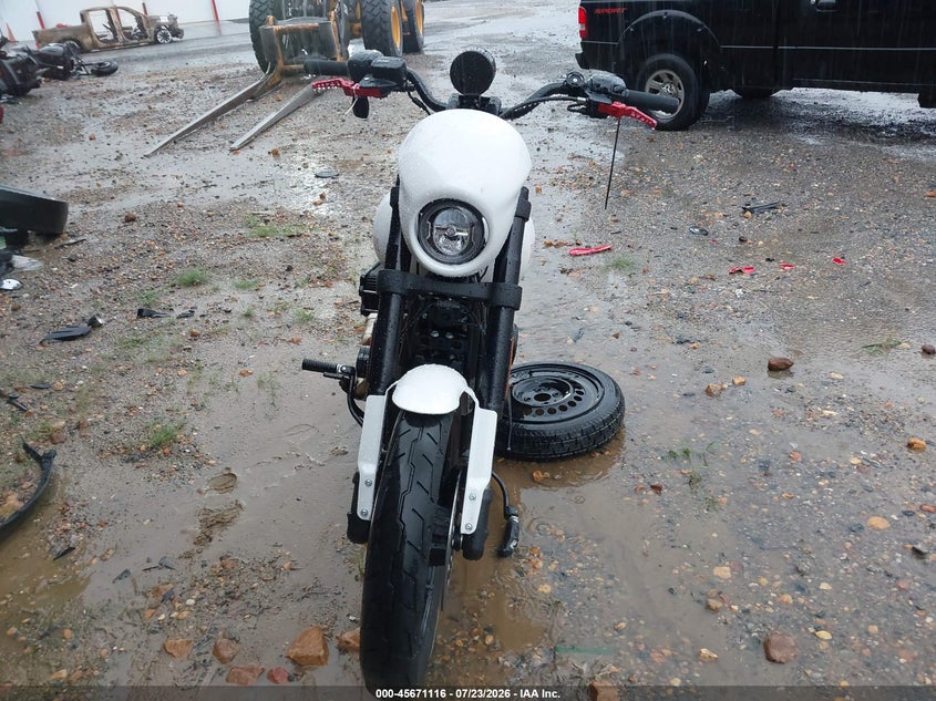 2026 Harley-davidson Low rider VIN 1HD1YWA11TB019476 IAAI salvage auction — FRONT END, Salvage Title, sold $11,200 on 2026-08-26 (photo 5)