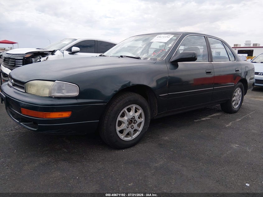 1992 Toyota Camry VIN JT2SK12E1N0035941 IAAI salvage auction — NORMAL WEAR, Clear (Nevada), sold $225 on 2026-07-31 (photo 2)