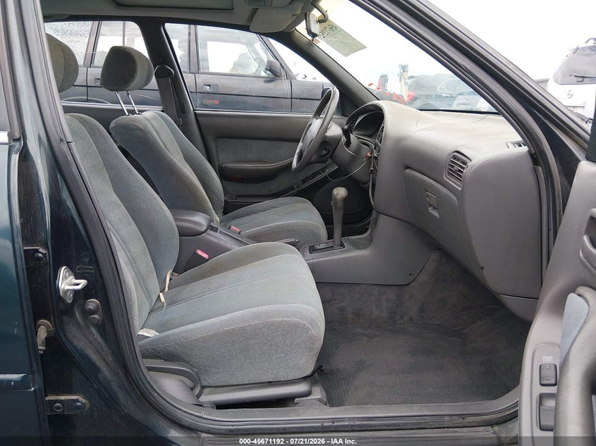 1992 Toyota Camry VIN JT2SK12E1N0035941 IAAI salvage auction — NORMAL WEAR, Clear (Nevada), sold $225 on 2026-07-31 (photo 5)