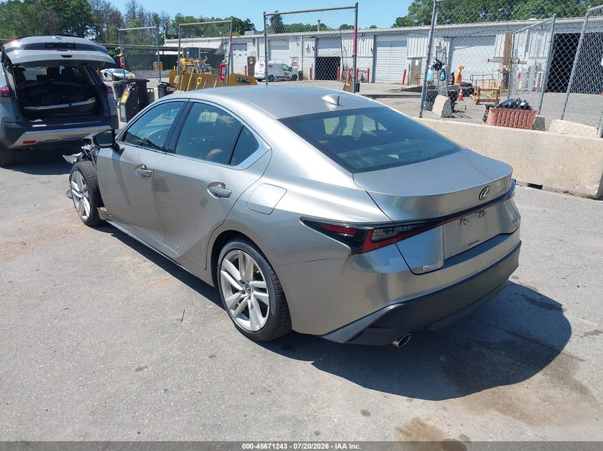 2021 Lexus Is VIN JTHA81F21M5045614 IAAI salvage auction — FRONT END, Salvage Title, sold $9,900 on 2026-07-31 (photo 3)