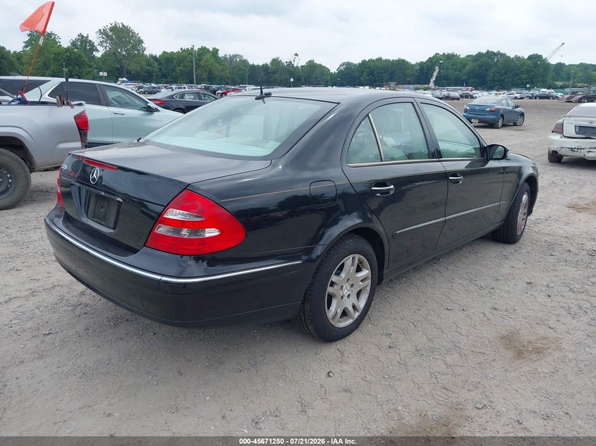 2004 Mercedes-benz E-class VIN WDBUF65J54A581224 IAAI salvage auction — WATER/FLOOD, Salvage (Idaho), sold $675 on 2026-08-11 (photo 4)