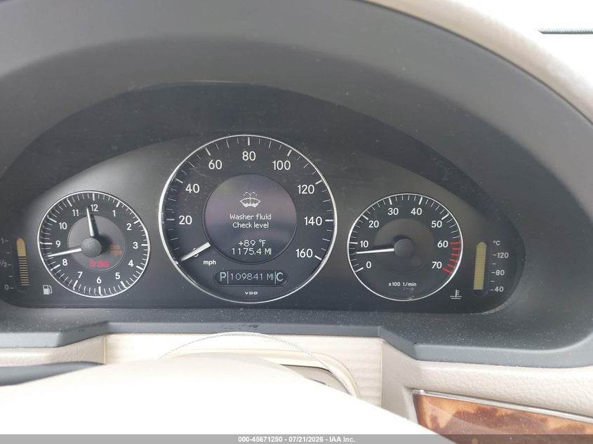 2004 Mercedes-benz E-class VIN WDBUF65J54A581224 IAAI salvage auction — WATER/FLOOD, Salvage (Idaho), sold $675 on 2026-08-11 (photo 7)