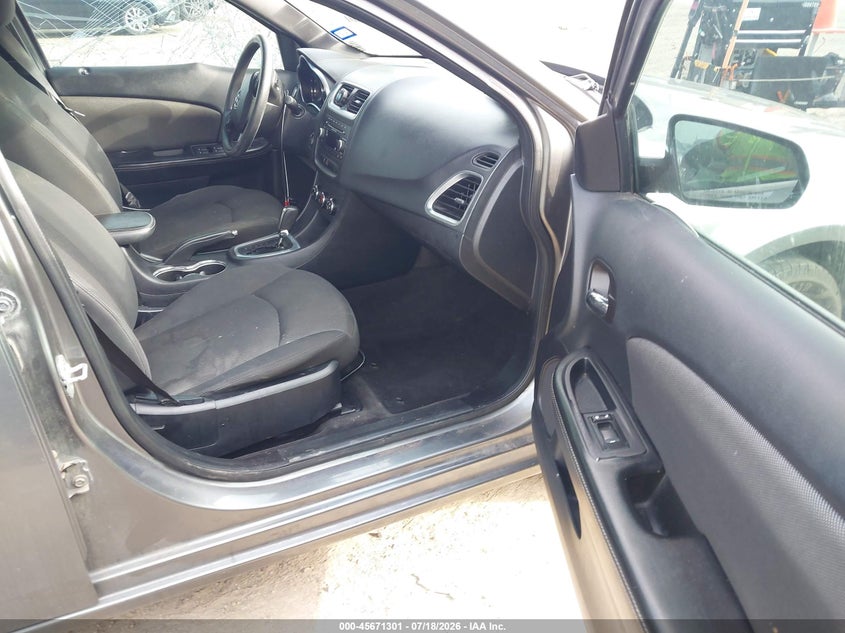 2013 Dodge Avenger VIN 1C3CDZAB5DN730277 IAAI salvage auction — SIDE, Salvage Title, sold $600 on 2026-08-27 (photo 5)