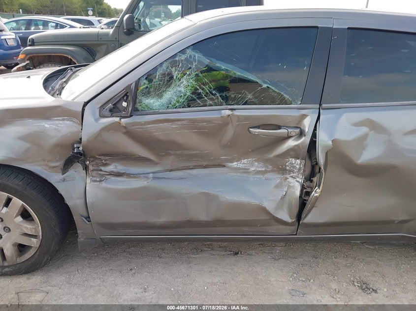 2013 Dodge Avenger VIN 1C3CDZAB5DN730277 IAAI salvage auction — SIDE, Salvage Title, sold $600 on 2026-08-27 (photo 6)