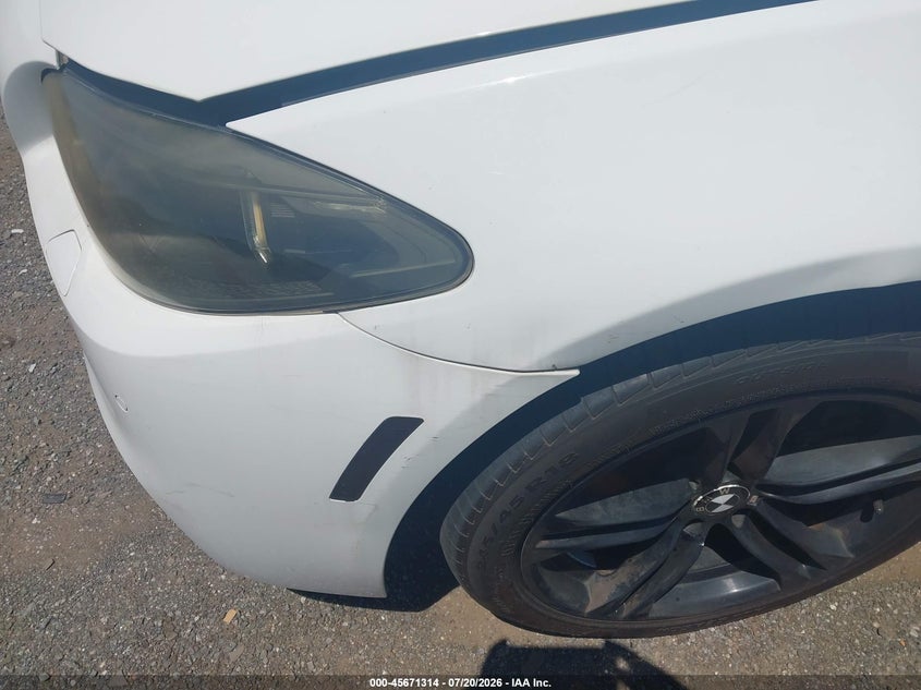 2014 BMW 5er VIN WBA5A7C50ED612280 IAAI salvage auction — NORMAL WEAR, Clear (New York), sold $25 on 2026-07-28 (photo 6)