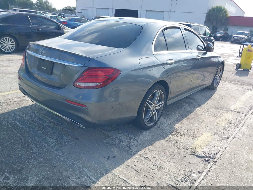 2018 Mercedes-benz E-klasse VIN WDDZF4JB5JA328092 IAAI salvage auction — ELECTRICAL, Rebuildable (Florida), sold $6,800 on 2026-08-08 (photo 4)