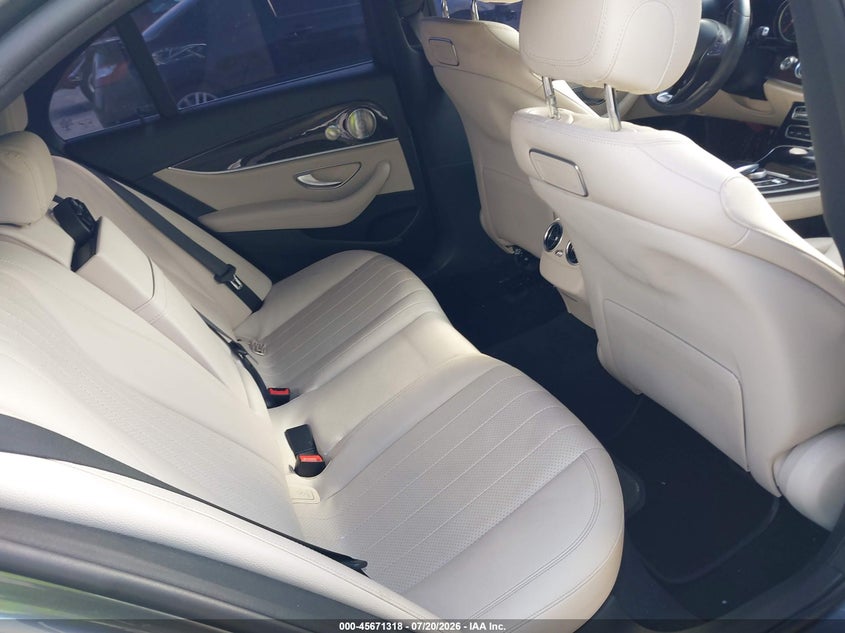 2018 Mercedes-benz E-klasse VIN WDDZF4JB5JA328092 IAAI salvage auction — ELECTRICAL, Rebuildable (Florida), sold $6,800 on 2026-08-08 (photo 8)