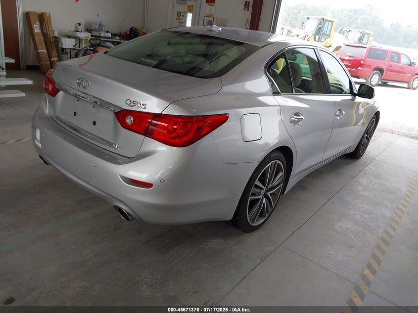 2014 Infiniti Q50 VIN JN1BV7AP5EM677997 IAAI salvage auction — NORMAL WEAR, Clear (Virginia), sold $3,425 on 2026-07-31 (photo 4)