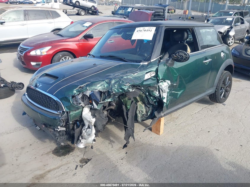2013 Mini Hard top VIN WMWSV3C58DT394545 IAAI salvage auction — FRONT END, Wait Title, sold $375 on 2026-08-29 (photo 2)