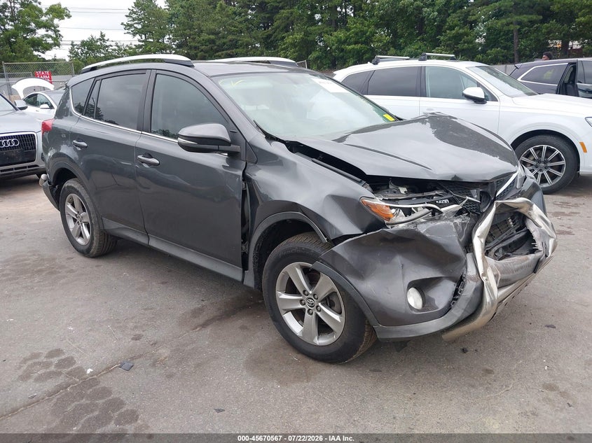 2015 Toyota Rav 4 VIN 2T3RFREV4FW394640 IAAI salvage auction — FRONT END, Wait Title, sold $3,050 on 2026-08-20 (photo 1)