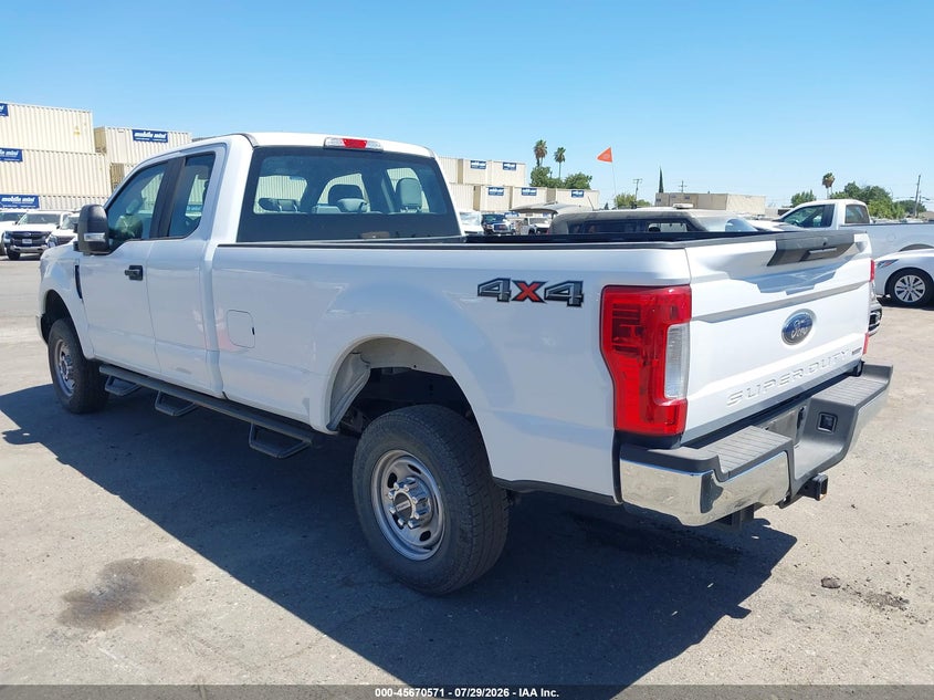 2017 Ford F-250 VIN 1FT7X2B6XHEE15056 IAAI salvage auction — ROOF, SF97 (California), sold $22,300 on 2026-08-27 (photo 3)