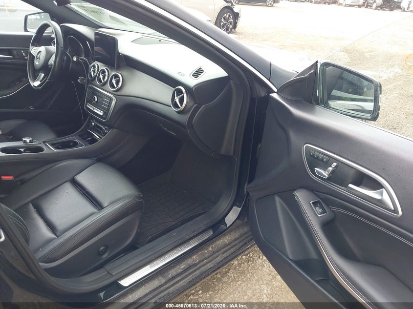 2017 Mercedes-benz Cla-klasse VIN WDDSJ4EB3HN453461 IAAI salvage auction — LEFT FRONT, Salvage (Ohio), sold $1,900 on 2026-08-02 (photo 5)