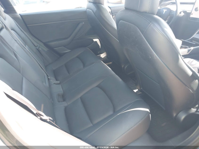 2020 Tesla Model 3 VIN 5YJ3E1EAXLF736732 IAAI salvage auction — SIDE, Salvage Title, sold $6,800 on 2026-07-31 (photo 8)