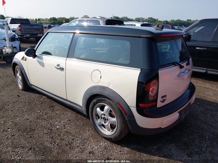 2011 Mini Cooper clubman VIN WMWZF3C56BTY00167 IAAI salvage auction — FRONT END, Salvage (Ohio), sold $300 on 2026-08-05 (photo 3)