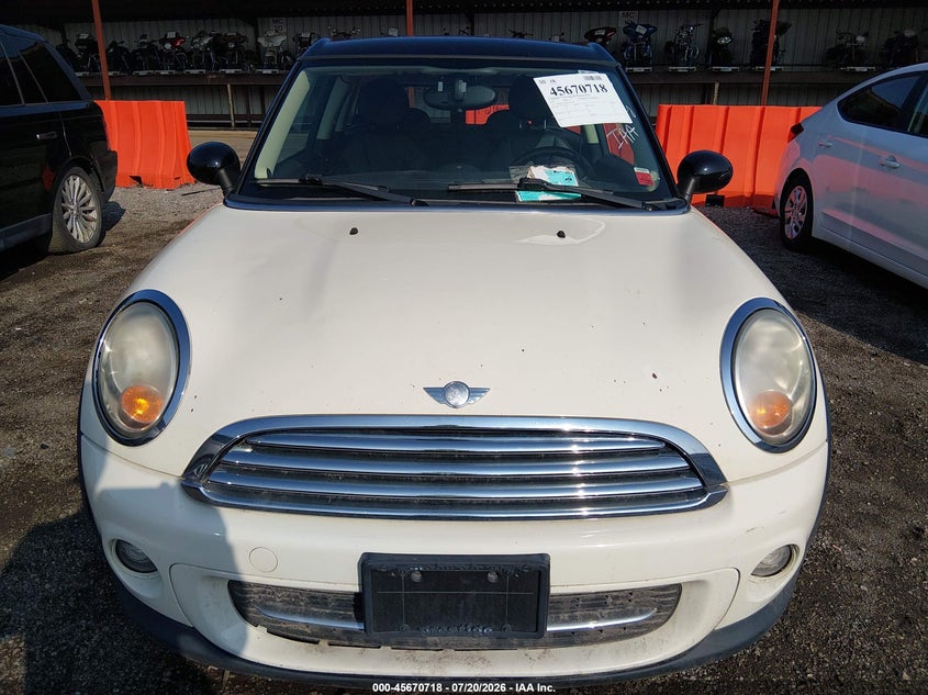 2011 Mini Cooper clubman VIN WMWZF3C56BTY00167 IAAI salvage auction — FRONT END, Salvage (Ohio), sold $300 on 2026-08-05 (photo 6)