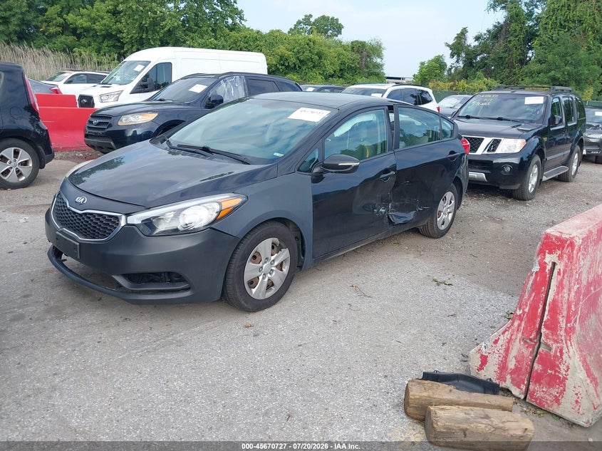 2015 Kia Forte VIN KNAFX4A60F5389196 IAAI salvage auction — NORMAL WEAR, Clear (Maryland), sold $950 on 2026-07-30 (photo 2)