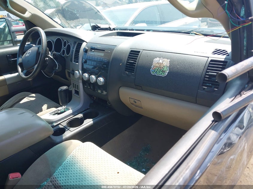2008 Toyota Tundra VIN 5TBBV54158S507309 IAAI salvage auction — NORMAL WEAR, Clear (New York), sold $525 on 2026-07-29 (photo 5)
