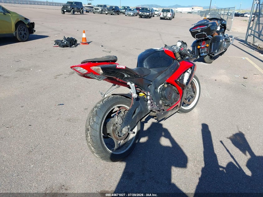 2007 Suzuki Gsx-r600 VIN JS1GN7DA872106071 IAAI salvage auction — FRONT & REAR, Salvage (Colorado), sold $850 on 2026-09-08 (photo 4)