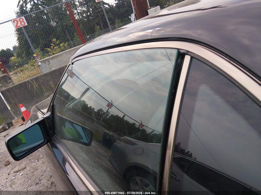 1995 Mercedes-benz Sl-class VIN WDBFA63E6SF117825 IAAI salvage auction — NORMAL WEAR, Clear (Washington), sold $725 on 2026-07-29 (photo 6)