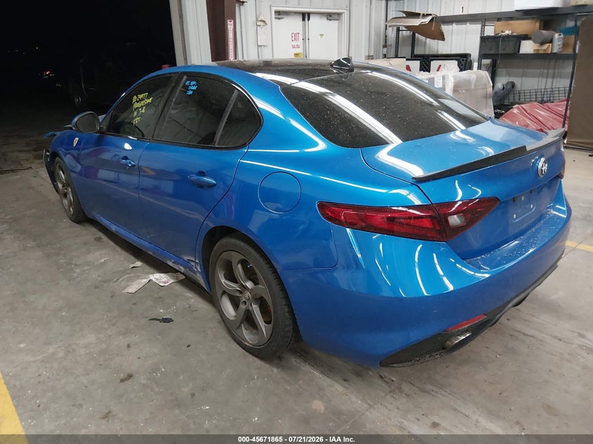 2019 Alfa romeo Giulia VIN ZARFAMAN3K7607020 IAAI salvage auction — FRONT END, Salvage Title, sold $25 on 2026-08-03 (photo 3)