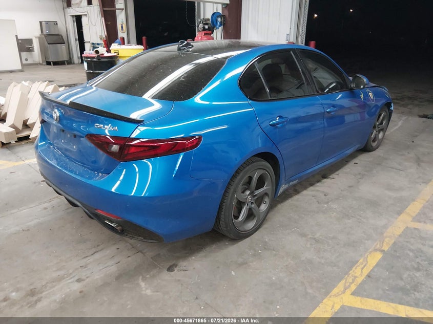 2019 Alfa romeo Giulia VIN ZARFAMAN3K7607020 IAAI salvage auction — FRONT END, Salvage Title, sold $25 on 2026-08-03 (photo 4)