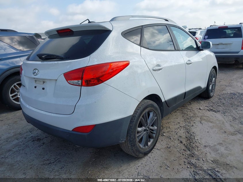 2015 Hyundai Tucson VIN KM8JU3AGXFU069149 IAAI salvage auction — NORMAL WEAR, Original (Texas), sold $1,350 on 2026-07-29 (photo 4)